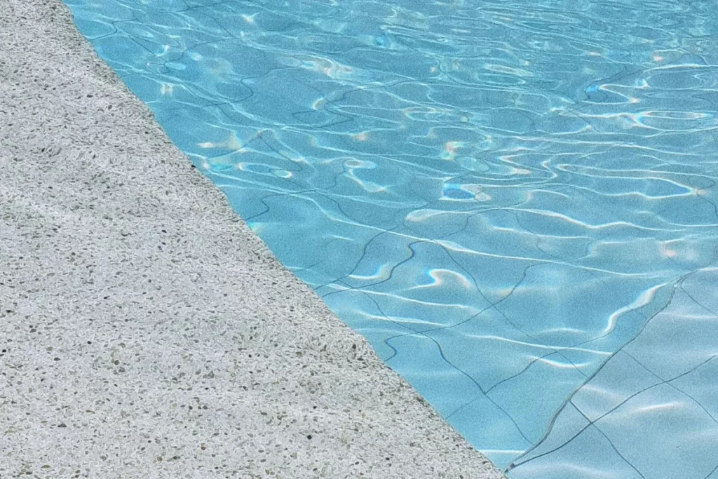 Qual o Melhor Impermeabilizante para Piscina