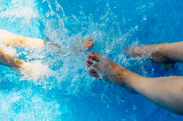 Quanto Tempo Depois de Colocar Clarificante Pode Entrar na Piscina