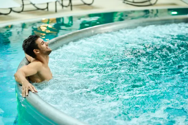 Guia Completo de Piscinas Térmicas: Benefícios, Tipos e Manutenção