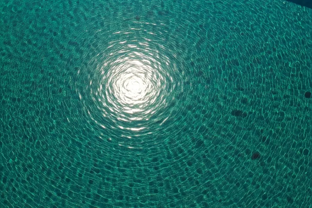 Piscina com Pedra Hijau