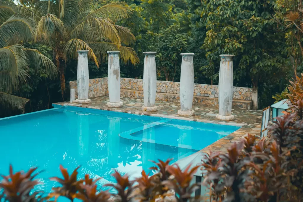 Piscina Impecável: Desvendando os Segredos do Clarificante de Piscina Genco