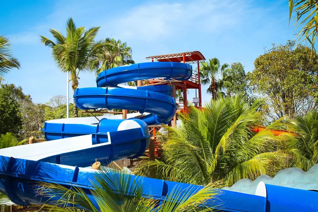 Thermas Water Park: O Oásis Aquático de São Pedro, SP - Uma Jornada Refrescante e Inesquecível