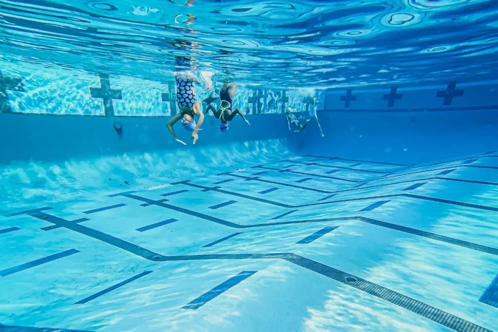 Na Onda da Inovação: Revolucionando o Tratamento de Água para Piscinas