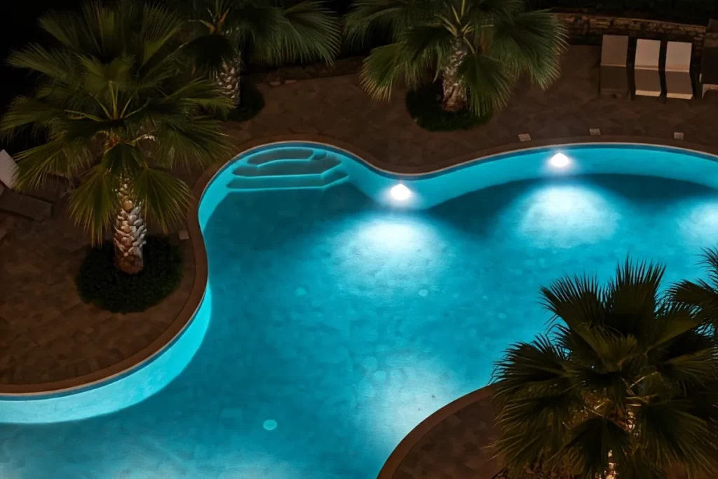 Iluminação Perfeita para Sua Piscina