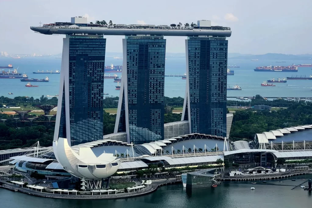 Marina Bay Sands Infinity Pool: A Maravilha Aquática de Cingapura