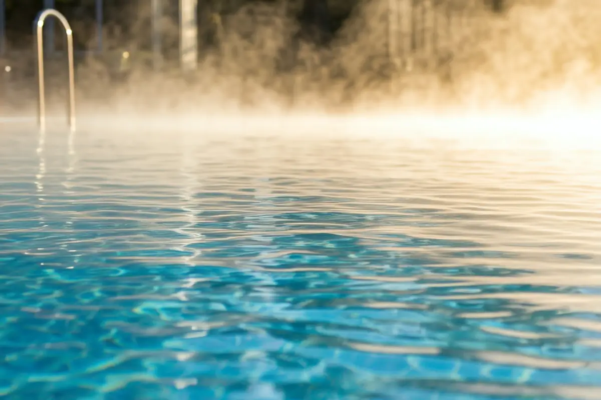 As melhores opções de aquecimento de piscinas com eficiência energética para uma vida ecológica