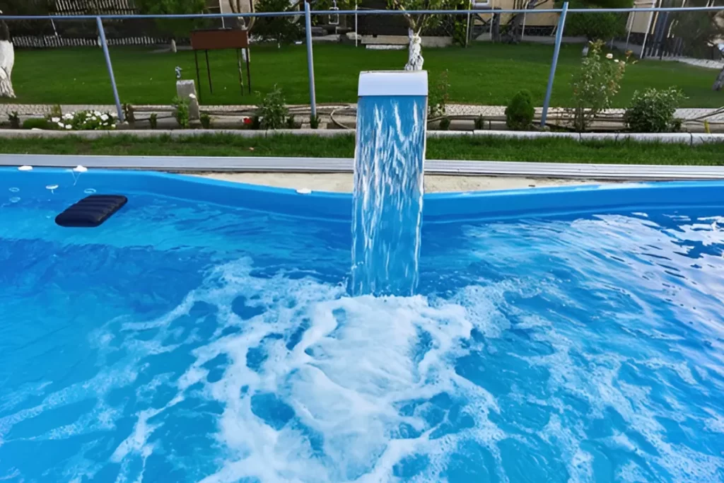 Cascata de Piscina de Fibra: Elegância, Praticidade e Como Escolher a Melhor para Sua Área de Lazer